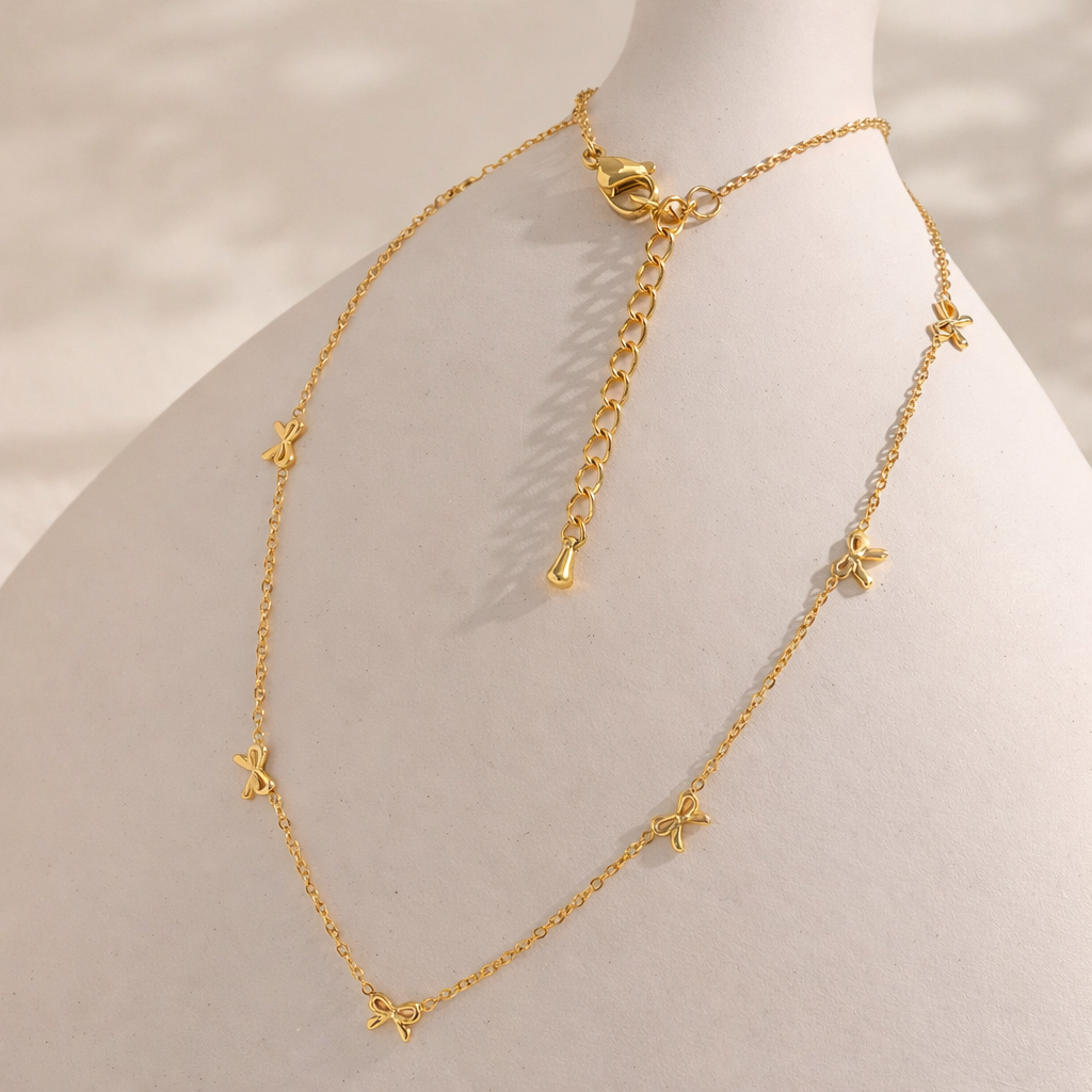 Sweet Bow Necklace