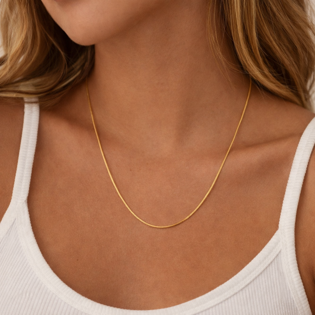 Basic B Necklace