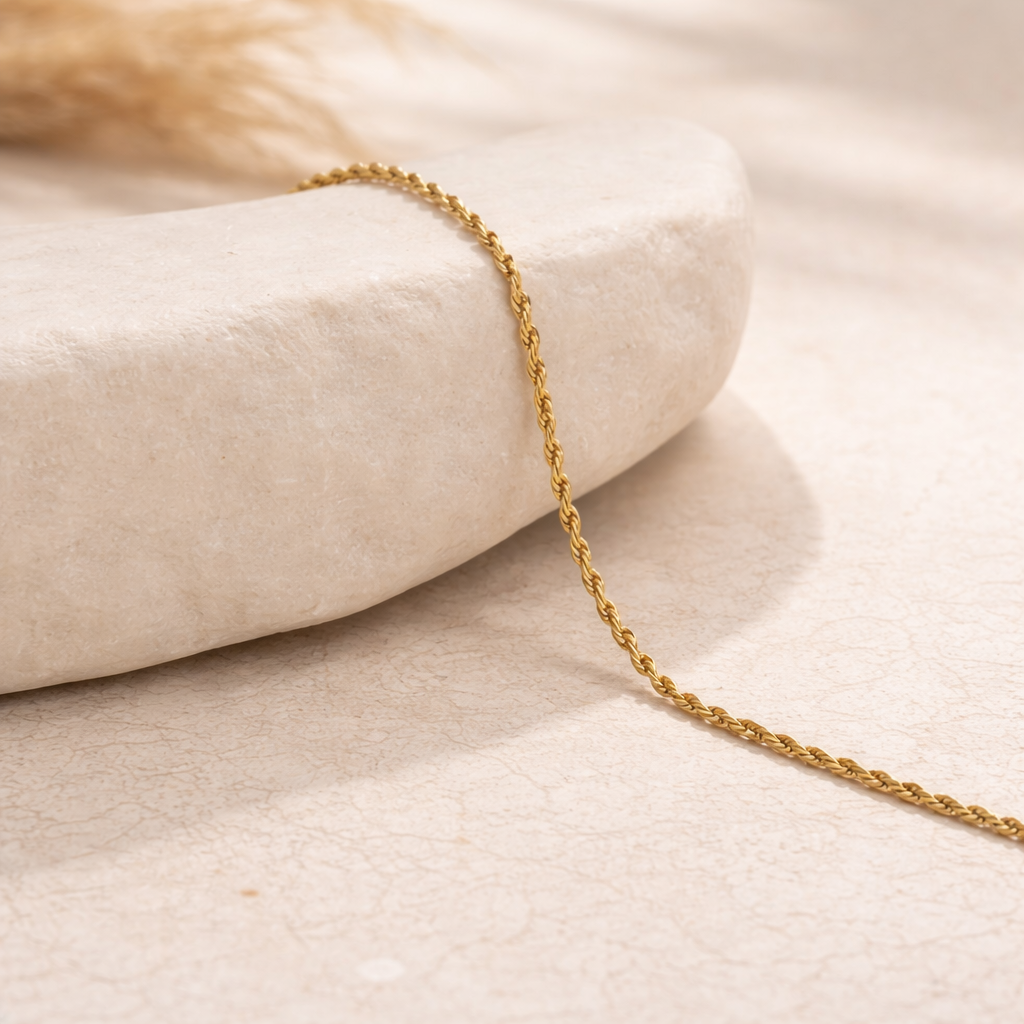 Dinero Necklace