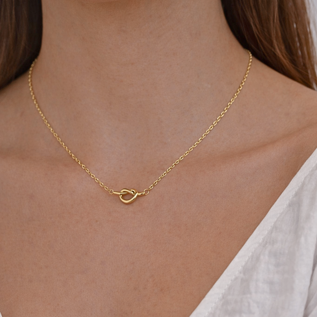 Universal Knot Necklace